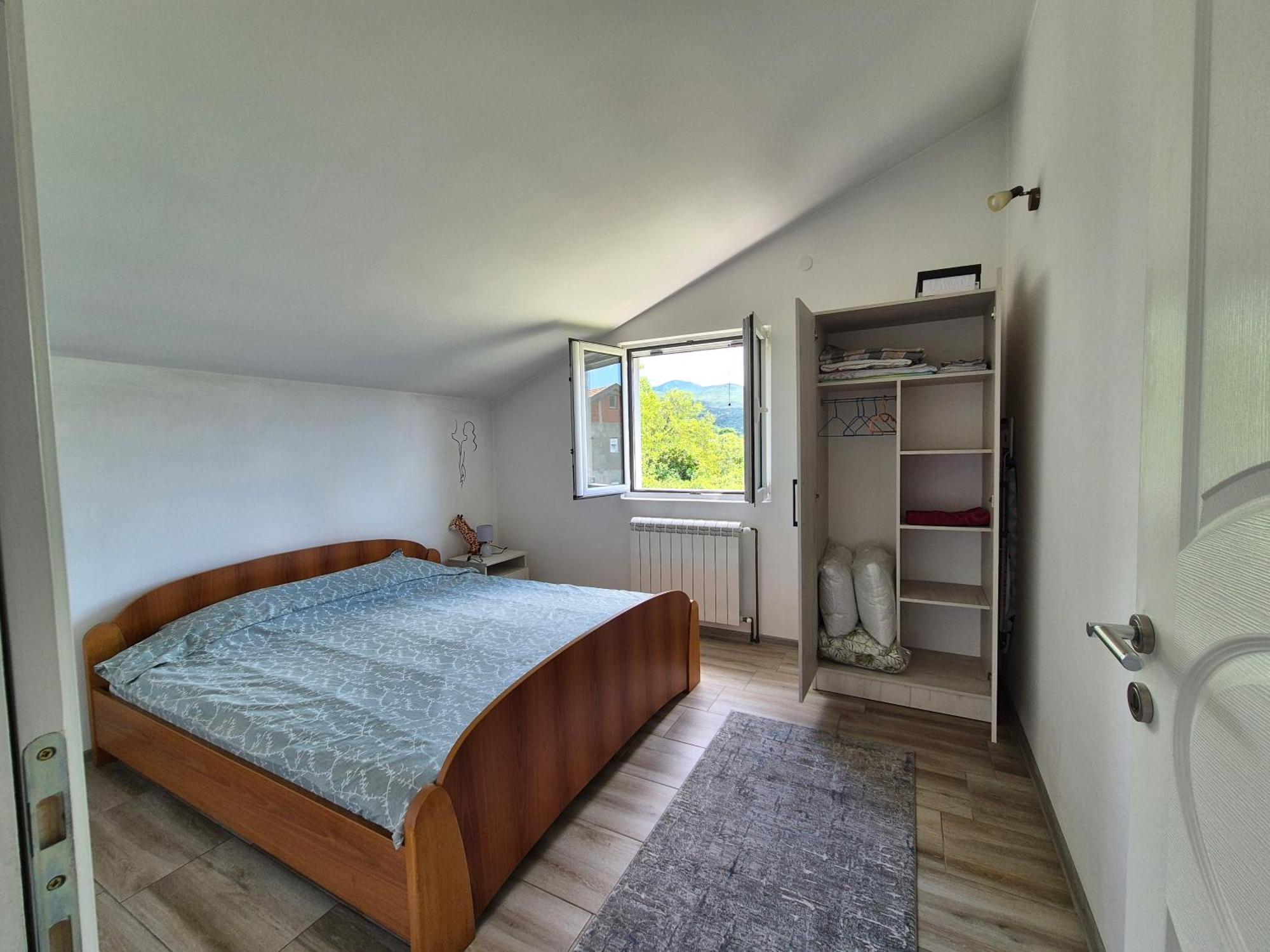 شقة Cozy, Fully Equipped, Free Parking&Wifi, Quiet, 2Bd بودغوريتْسا المظهر الخارجي الصورة